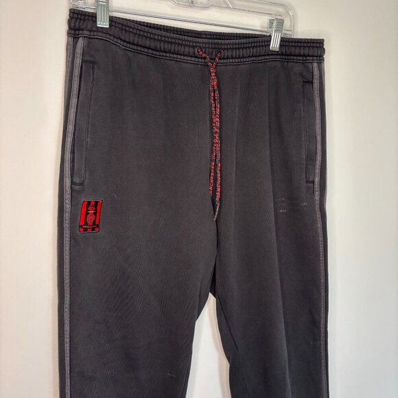 ADIDAS Manchester United Sweatpants Mens L Official Garment Black Red Drawstring - Picture 1 of 7